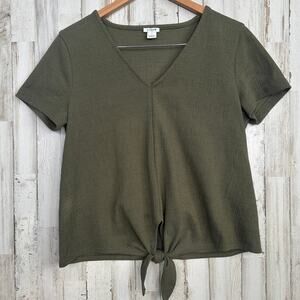 J Crew Textured Crop Front Tie Blouse Medium Olive Green Boxy Preppy Beachy EUC